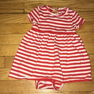 Primary short sleeved dress